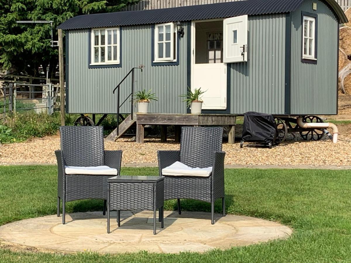Weatherhead Farm Shepherds Hut Villa Buckingham Dış mekan fotoğraf