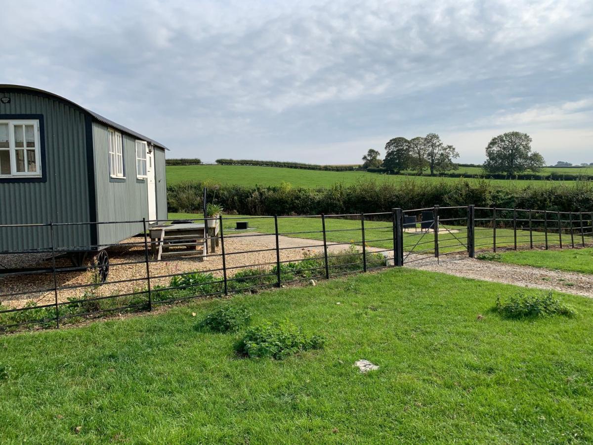 Weatherhead Farm Shepherds Hut Villa Buckingham Dış mekan fotoğraf