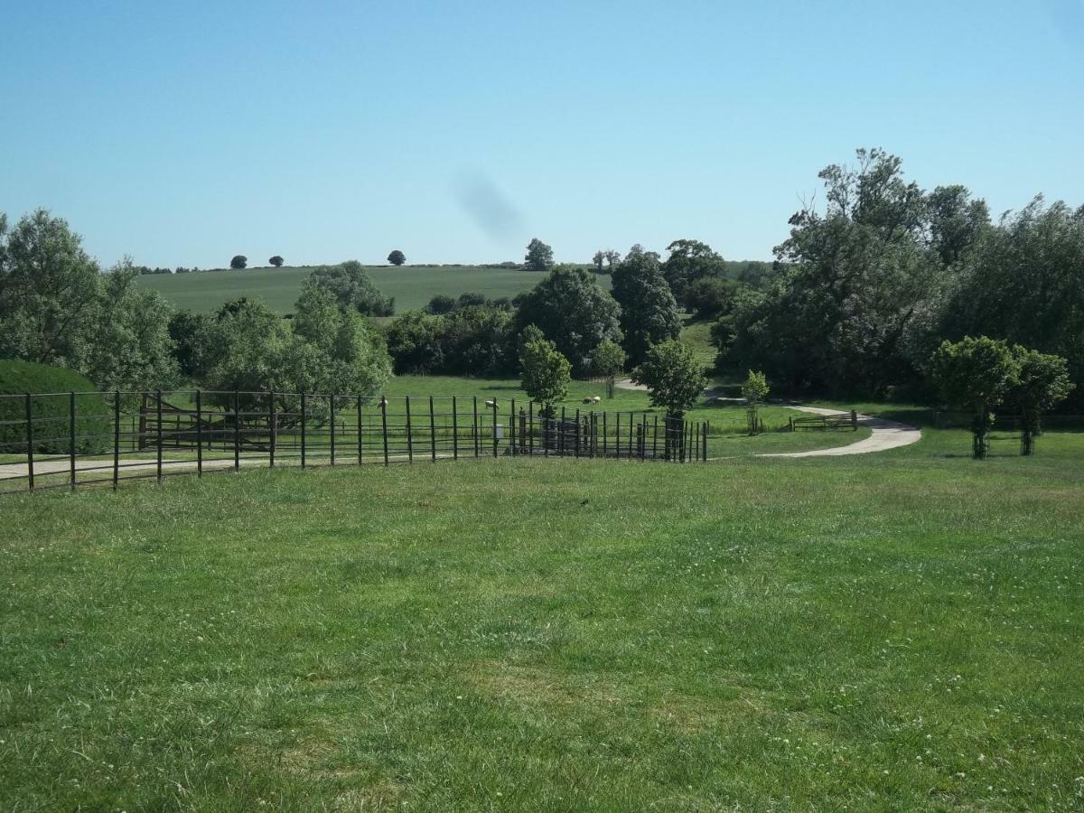 Weatherhead Farm Shepherds Hut Villa Buckingham Dış mekan fotoğraf
